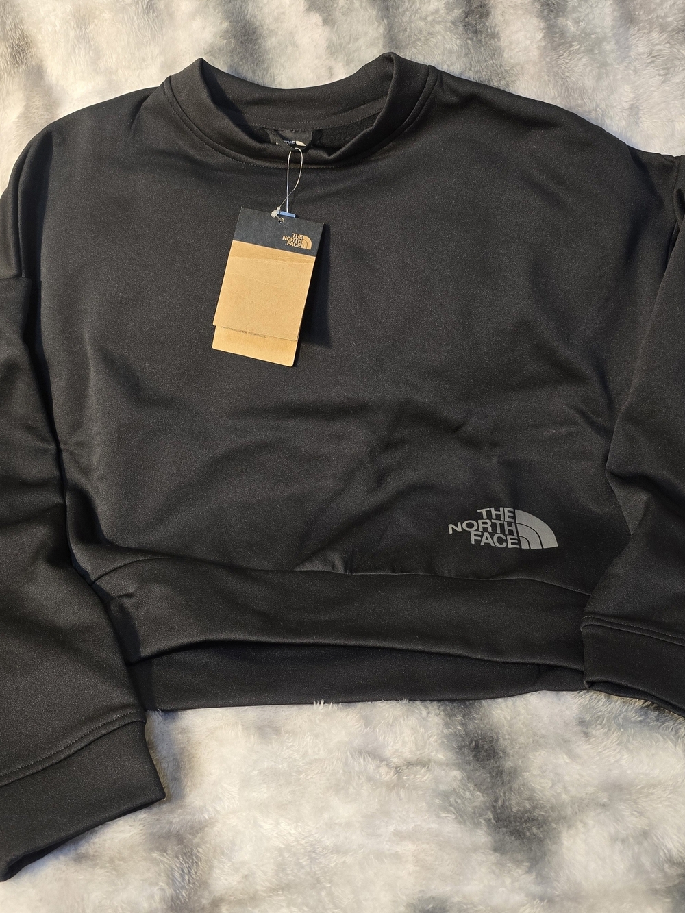 The North Face Womens Black Croptop Sz S. NWT